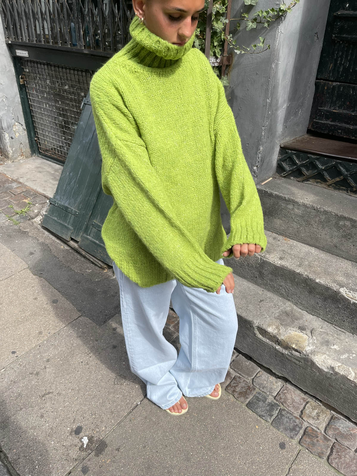 Oversized turtleneck – Lime Green