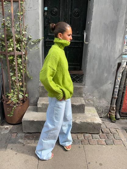 Oversized turtleneck – Lime Green